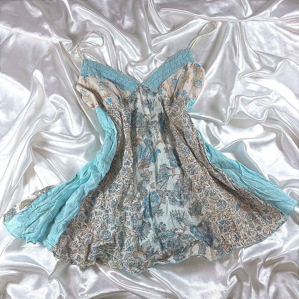 y2k Cami Top Blue Excellent Floral Crochet Lace Trim Babydoll Boho Tank